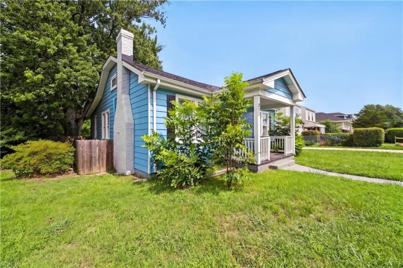 Photo 2 of 16 residential for sale in Newport News virginia