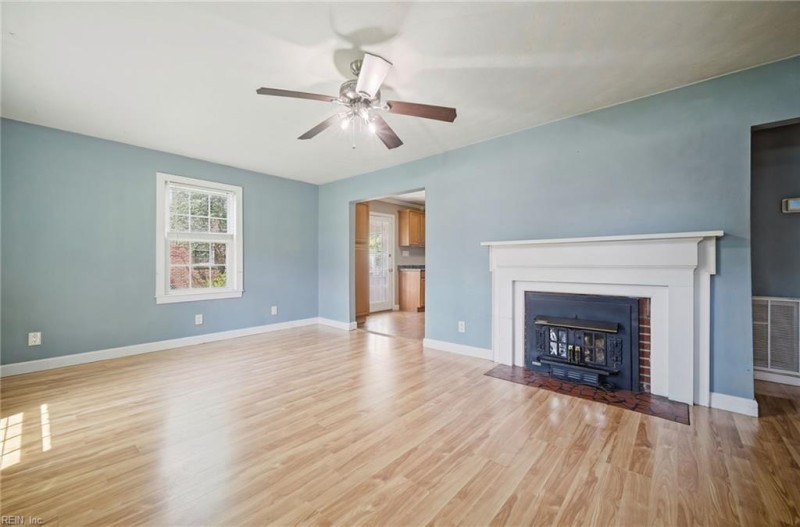 Photo 4 of 44 residential for sale in Portsmouth virginia Photo 4 of 44 residential for sale in Portsmouth virginia