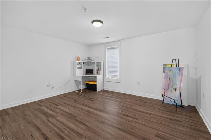 Photo 19 of 35 residential for sale in Norfolk virginia