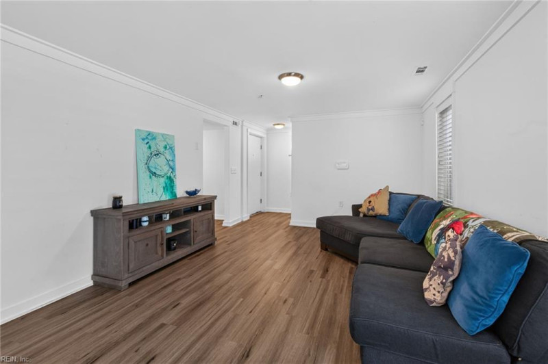 Photo 9 of 35 residential for sale in Norfolk virginia