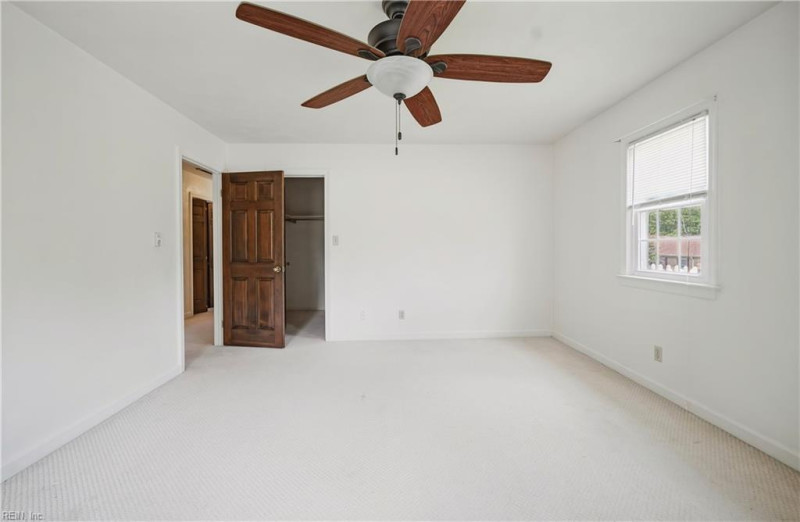 Photo 24 of 49 residential for sale in Virginia Beach virginia