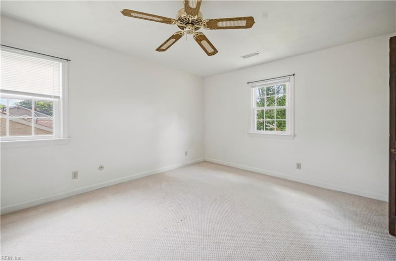 Photo 25 of 49 residential for sale in Virginia Beach virginia