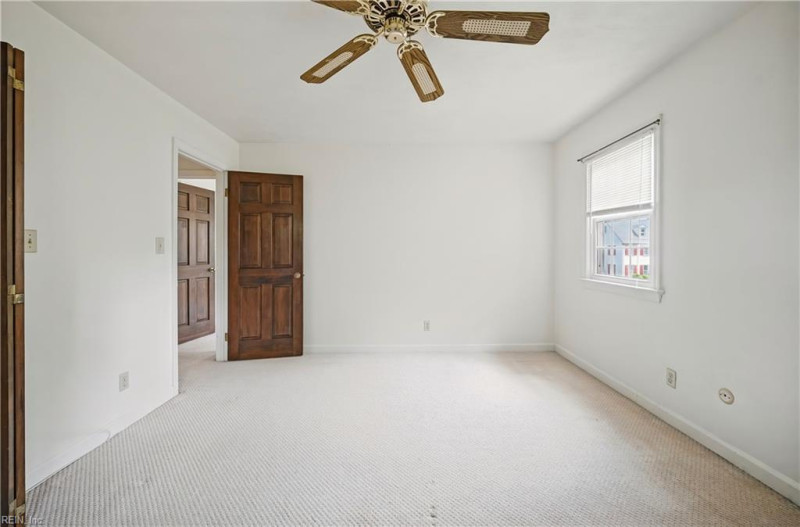 Photo 26 of 49 residential for sale in Virginia Beach virginia