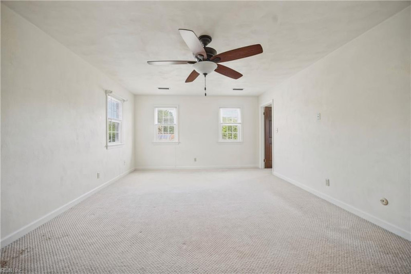 Photo 27 of 49 residential for sale in Virginia Beach virginia