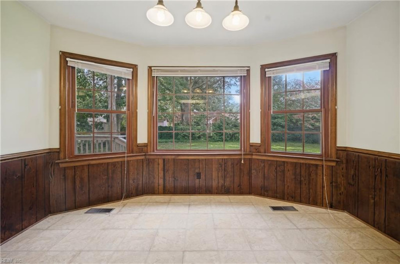 Photo 38 of 49 residential for sale in Virginia Beach virginia