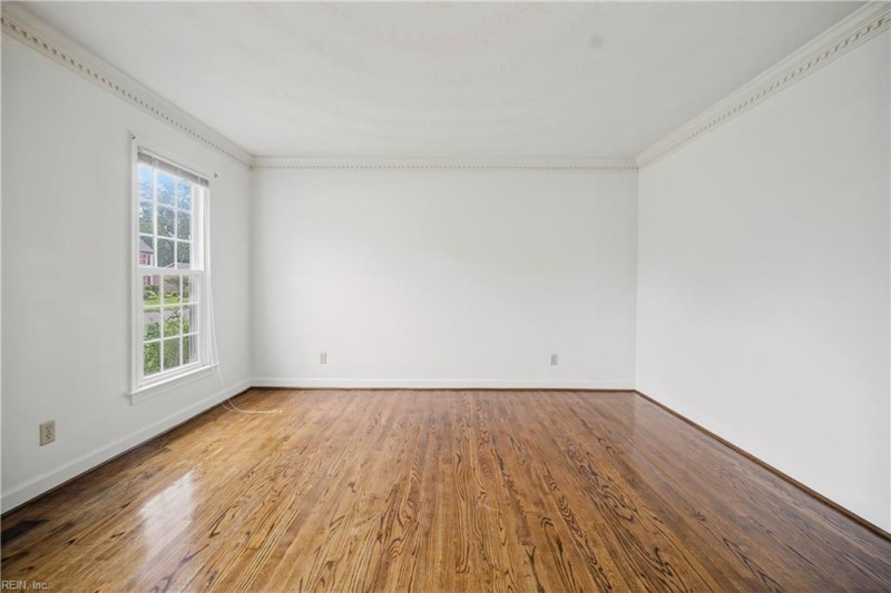 Photo 6 of 49 residential for sale in Virginia Beach virginia