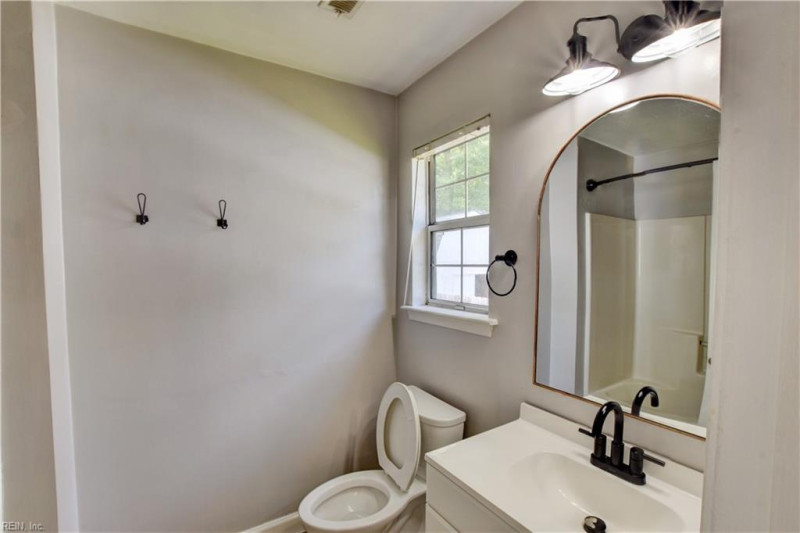 Photo 19 of 35 residential for sale in Suffolk virginia Photo 19 of 35 residential for sale in Suffolk virginia