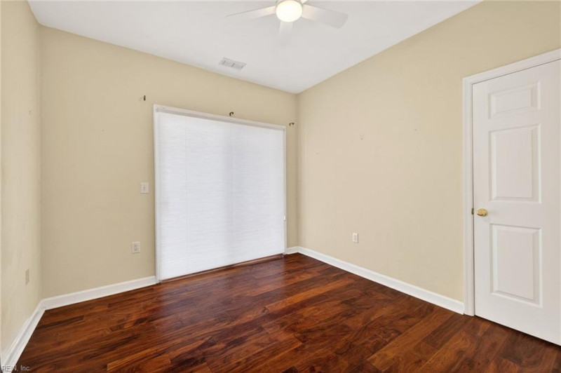 Photo 16 of 28 residential for sale in Virginia Beach virginia