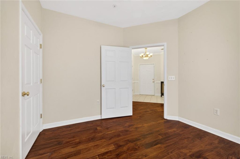 Photo 17 of 28 residential for sale in Virginia Beach virginia