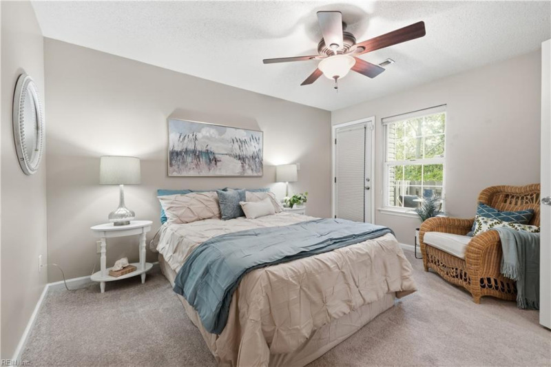 Photo 13 of 32 residential for sale in Virginia Beach virginia