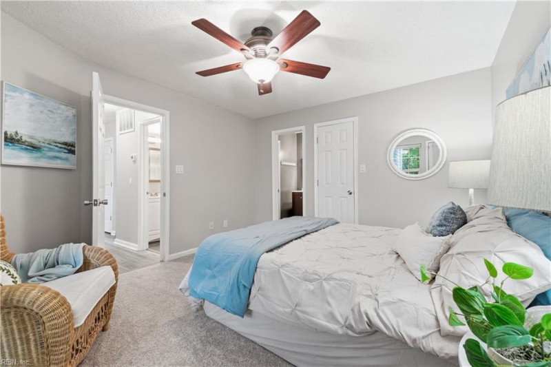 Photo 14 of 32 residential for sale in Virginia Beach virginia