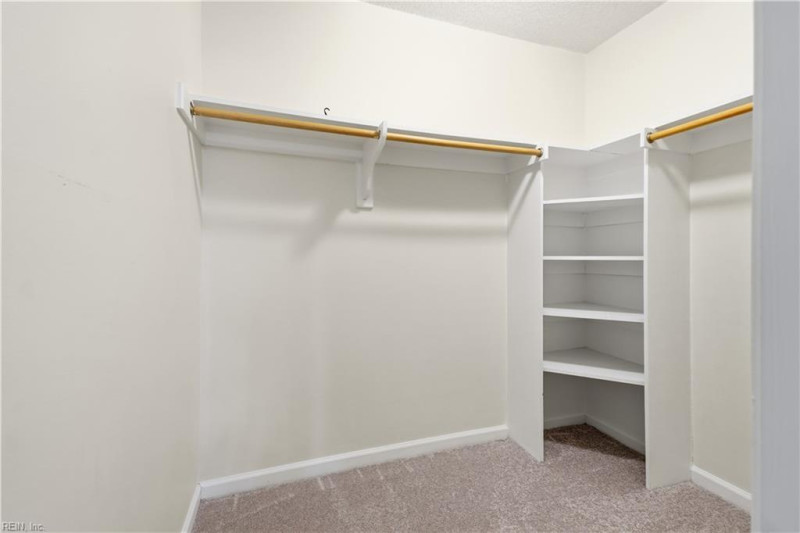 Photo 16 of 32 residential for sale in Virginia Beach virginia
