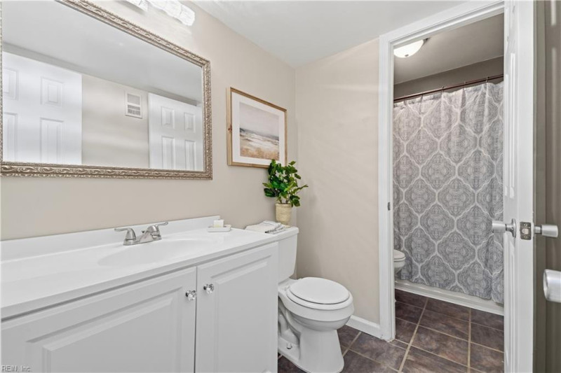Photo 20 of 32 residential for sale in Virginia Beach virginia