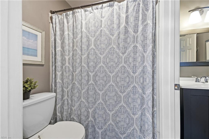 Photo 21 of 32 residential for sale in Virginia Beach virginia