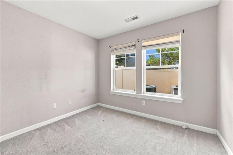 Photo 5 of 35 residential for sale in Virginia Beach virginia