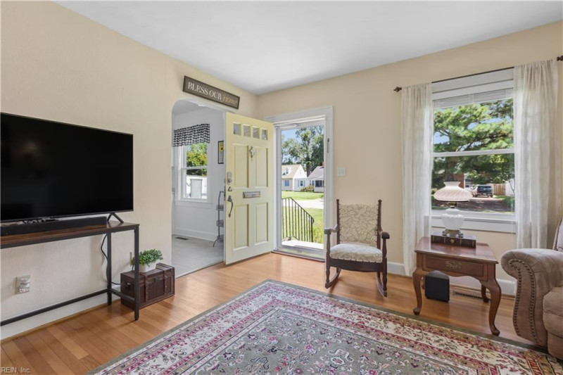Photo 2 of 36 residential for sale in Hampton virginia Photo 2 of 36 residential for sale in Hampton virginia