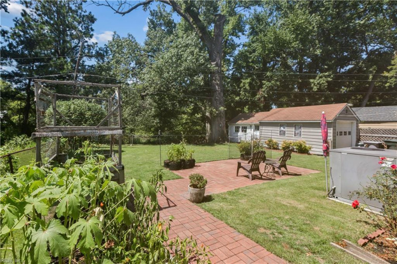 Photo 32 of 36 residential for sale in Hampton virginia Photo 32 of 36 residential for sale in Hampton virginia