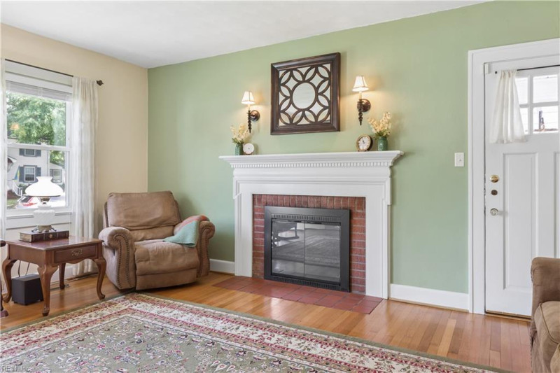 Photo 5 of 36 residential for sale in Hampton virginia Photo 5 of 36 residential for sale in Hampton virginia