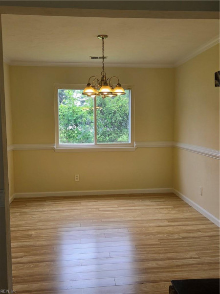 Photo 14 of 38 residential for sale in Chesapeake virginia Photo 14 of 38 residential for sale in Chesapeake virginia