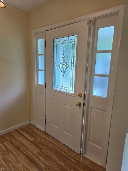 Photo 6 of 38 residential for sale in Chesapeake virginia Photo 6 of 38 residential for sale in Chesapeake virginia