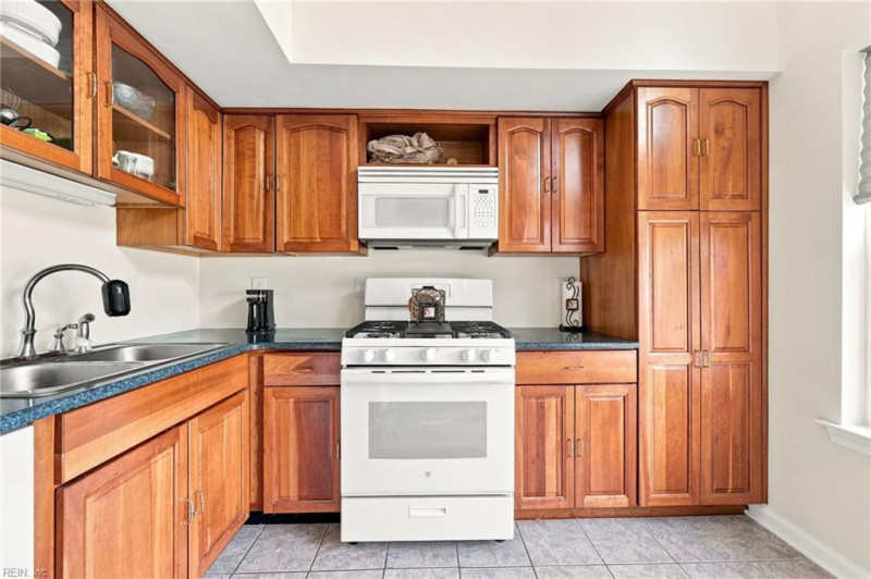 Photo 10 of 21 residential for sale in Newport News virginia