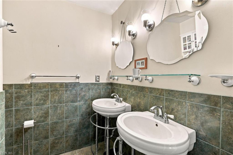 Photo 6 of 21 residential for sale in Newport News virginia