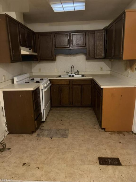 Photo 11 of 20 residential for sale in Norfolk virginia