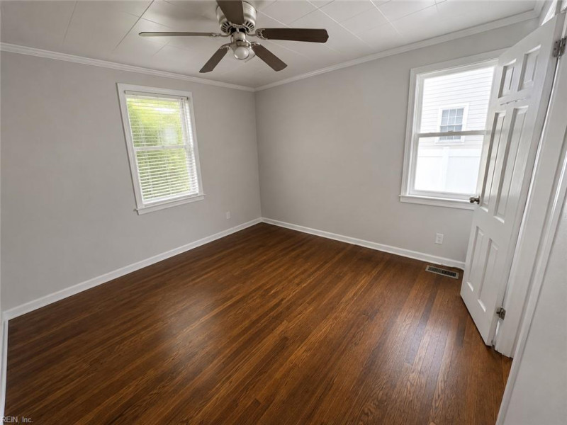 Photo 6 of 20 residential for sale in Norfolk virginia