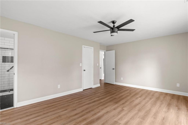 Photo 12 of 22 residential for sale in Virginia Beach virginia