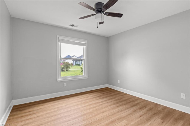 Photo 17 of 22 residential for sale in Virginia Beach virginia