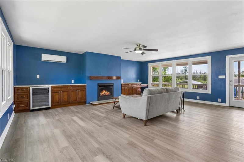 Photo 18 of 46 residential for sale in Poquoson virginia