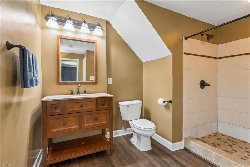 Photo 26 of 46 residential for sale in Poquoson virginia