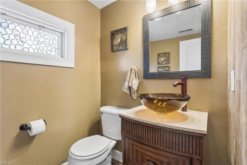 Photo 29 of 46 residential for sale in Poquoson virginia