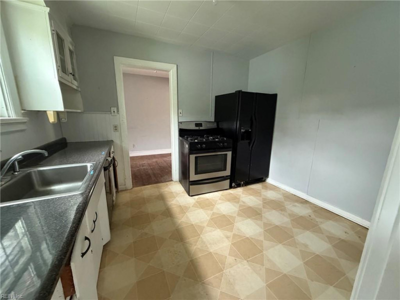Photo 6 of 22 residential for sale in Norfolk virginia Photo 6 of 22 residential for sale in Norfolk virginia