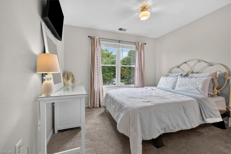 Photo 31 of 47 residential for sale in Virginia Beach virginia