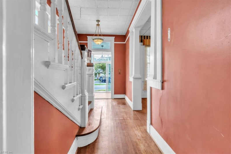 Photo 3 of 43 residential for sale in Norfolk virginia Photo 3 of 43 residential for sale in Norfolk virginia