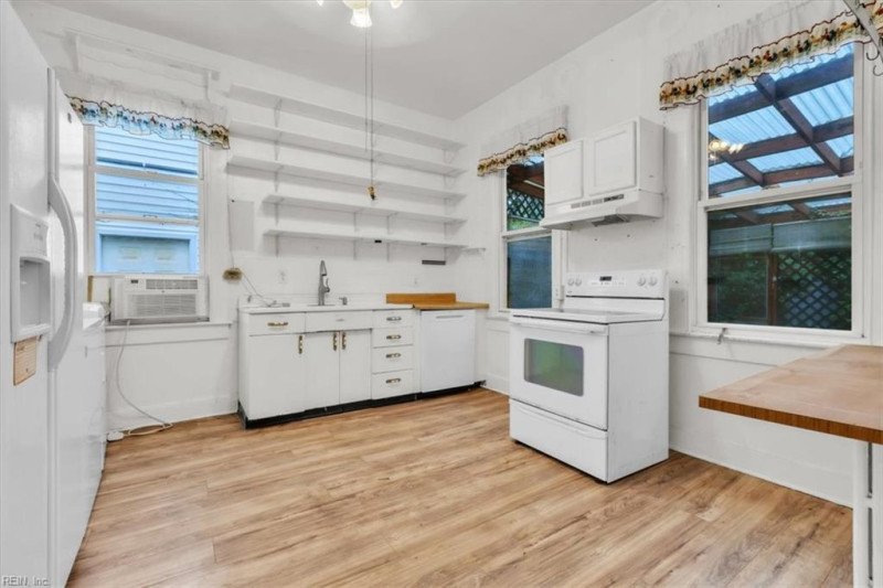 Photo 8 of 43 residential for sale in Norfolk virginia Photo 8 of 43 residential for sale in Norfolk virginia