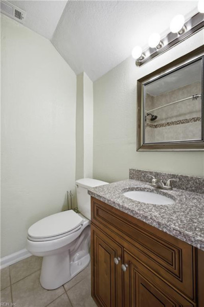 Photo 16 of 20 residential for sale in Portsmouth virginia