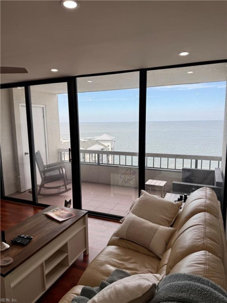 Photo 6 of 47 residential for sale in Virginia Beach virginia Photo 6 of 47 residential for sale in Virginia Beach virginia