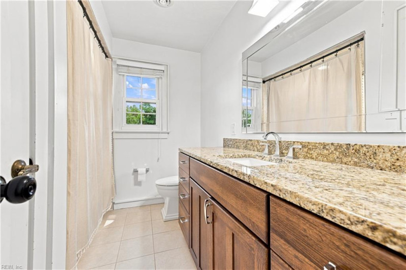 Photo 17 of 30 residential for sale in Virginia Beach virginia