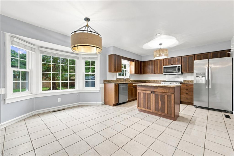 Photo 8 of 30 residential for sale in Virginia Beach virginia