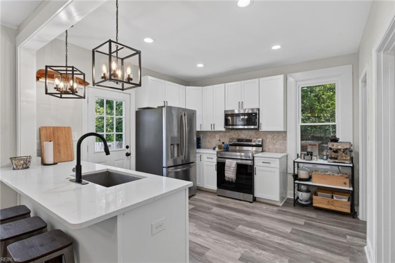 Photo 16 of 46 residential for sale in Norfolk virginia