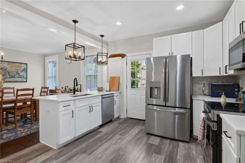 Photo 19 of 46 residential for sale in Norfolk virginia