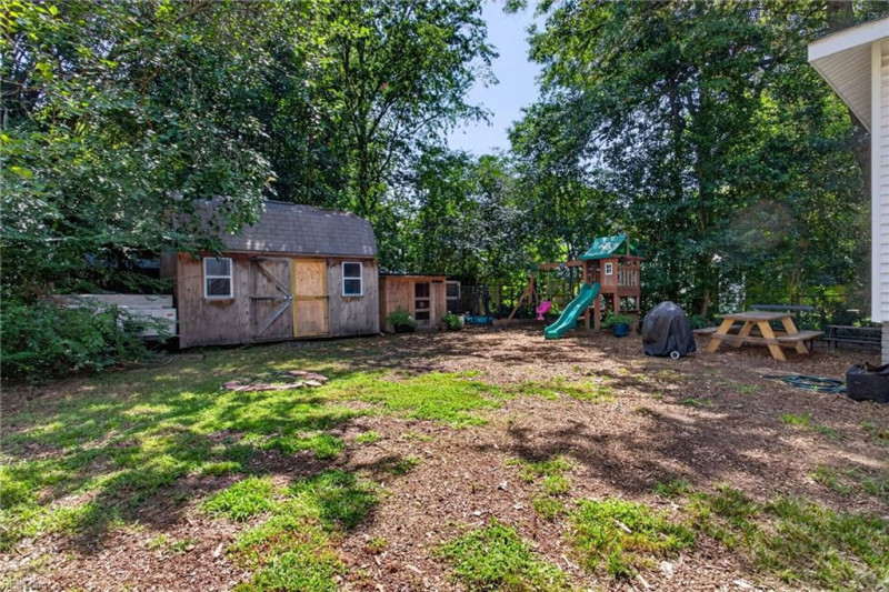 Photo 29 of 46 residential for sale in Norfolk virginia