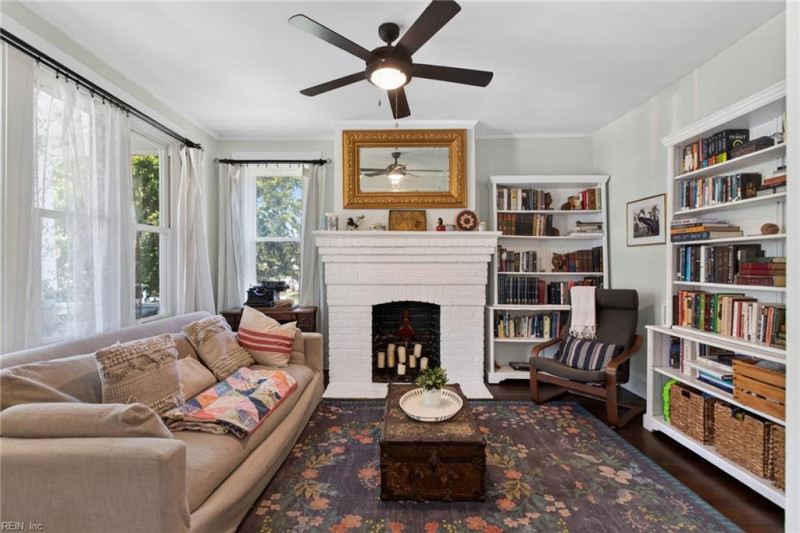 Photo 8 of 46 residential for sale in Norfolk virginia