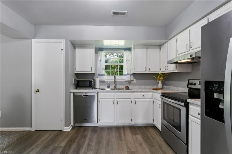 Photo 10 of 38 residential for sale in Hampton virginia Photo 10 of 38 residential for sale in Hampton virginia