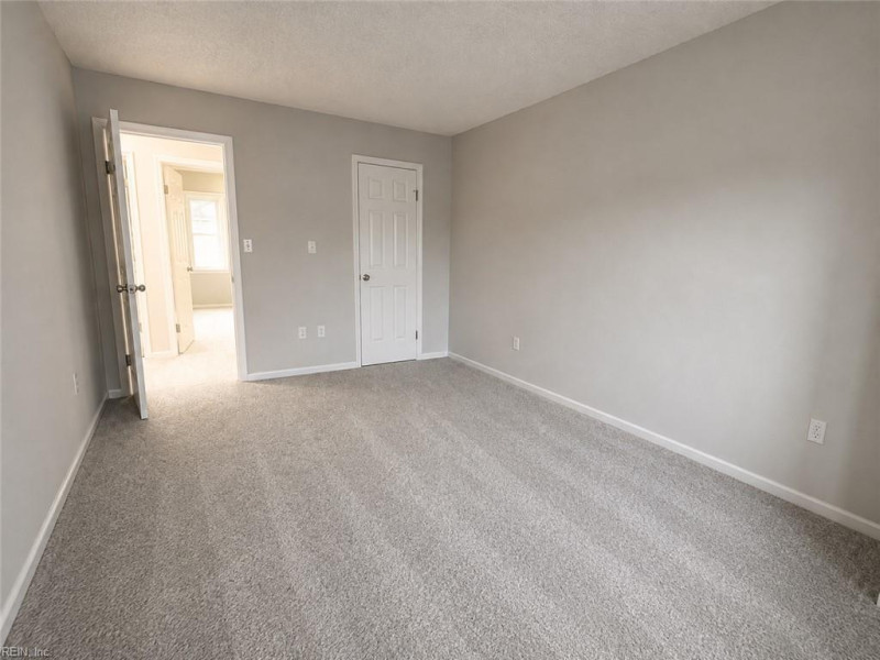 Photo 17 of 18 residential for sale in Virginia Beach virginia