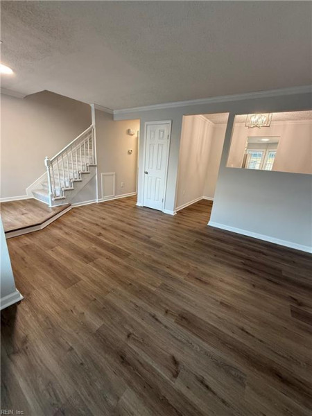 Photo 4 of 18 residential for sale in Virginia Beach virginia