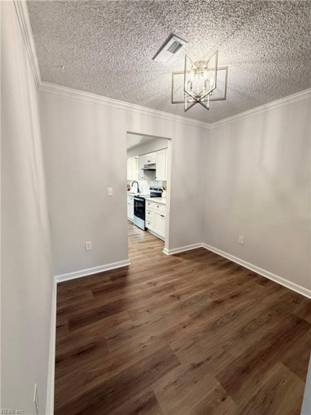 Photo 5 of 18 residential for sale in Virginia Beach virginia