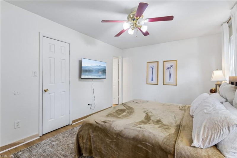 Photo 30 of 50 residential for sale in Virginia Beach virginia